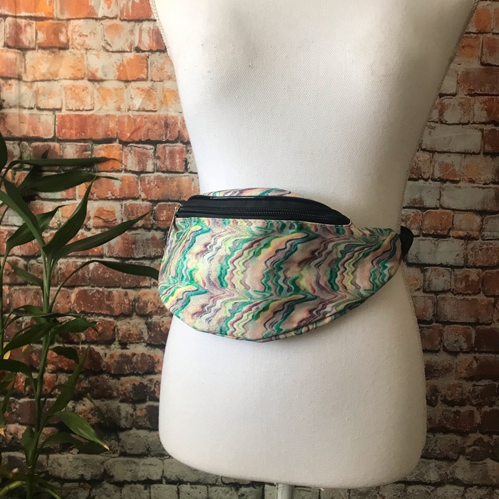 NWT iridescent Pastel Fanny Pack